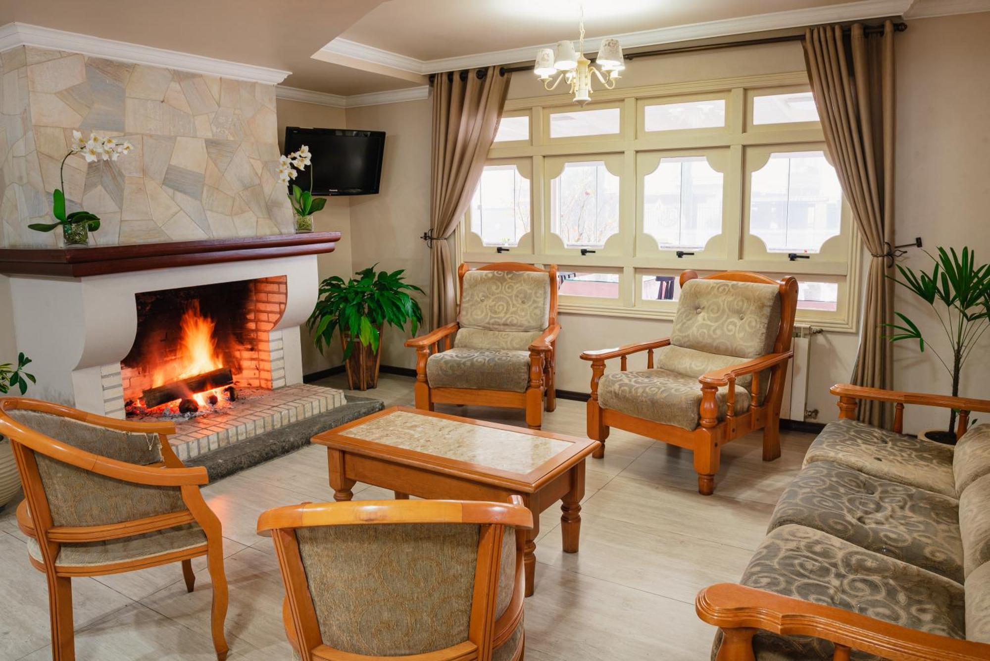 Hotel Cabanas Alto Da Serra Канела Экстерьер фото