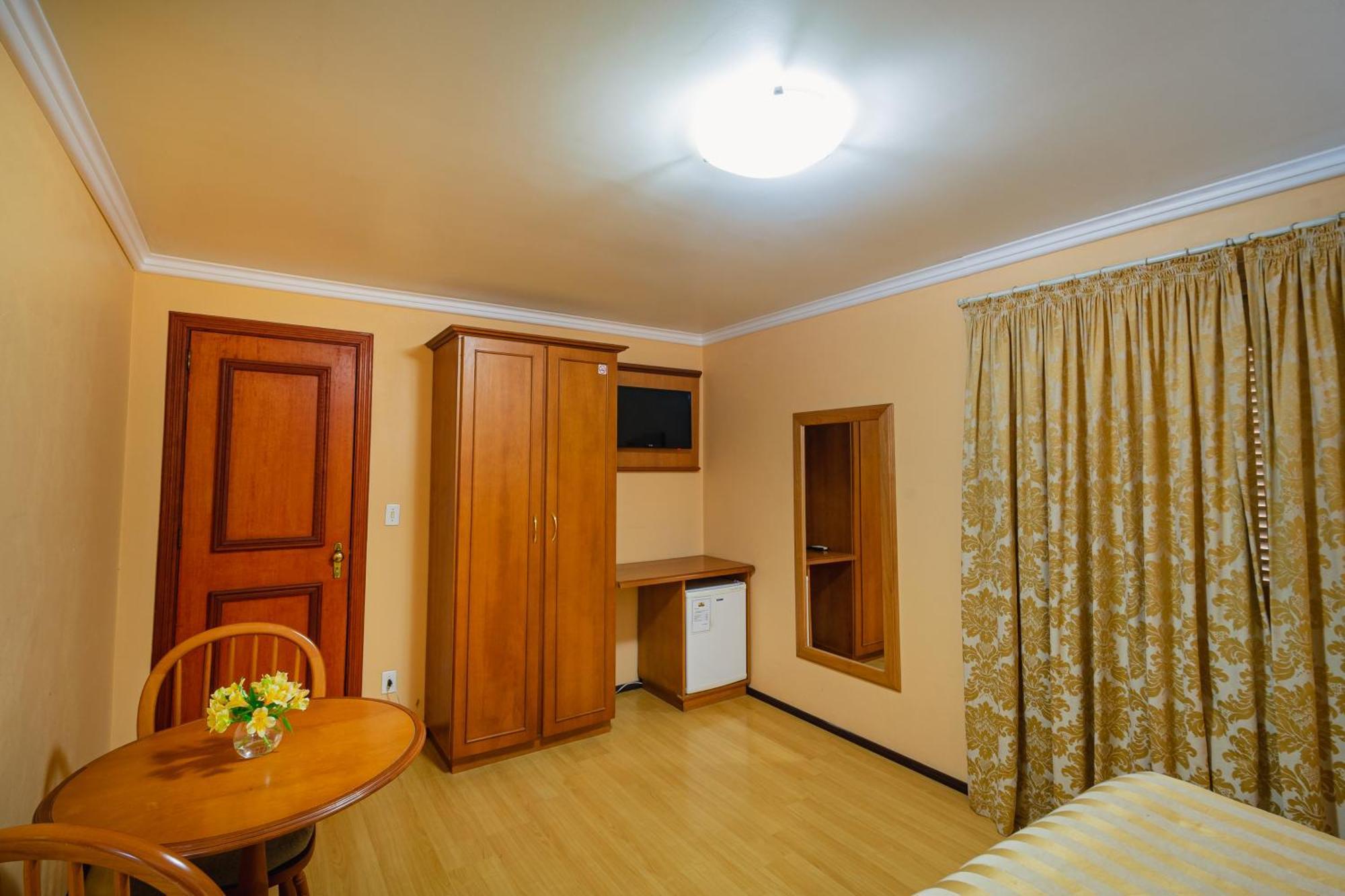 Hotel Cabanas Alto Da Serra Канела Экстерьер фото